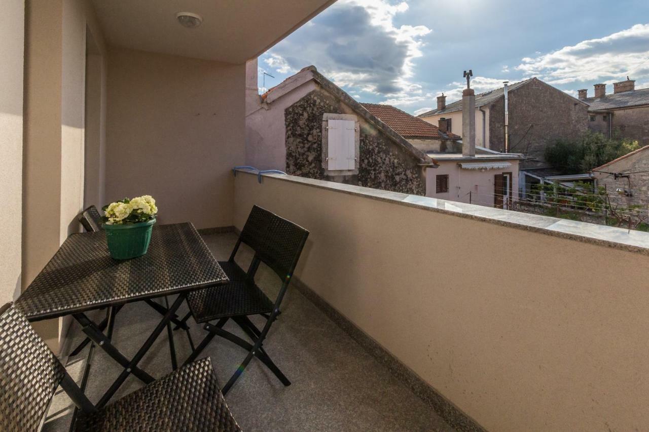App Joly In Center Old Town Apartment Biograd Na Moru Luaran gambar
