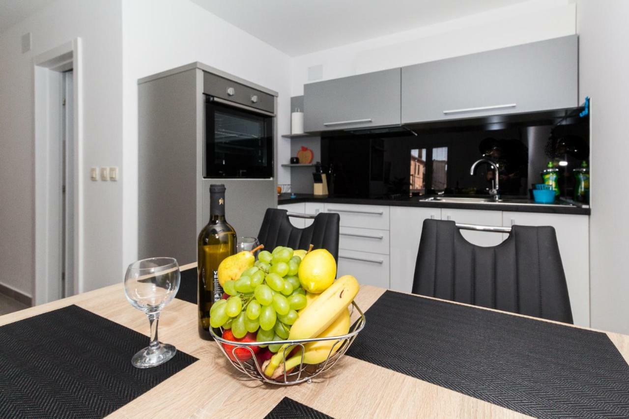 App Joly In Center Old Town Apartment Biograd Na Moru Luaran gambar